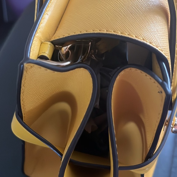 GORGEOUS Michael Kors Purse NWT - Picture 5 of 6